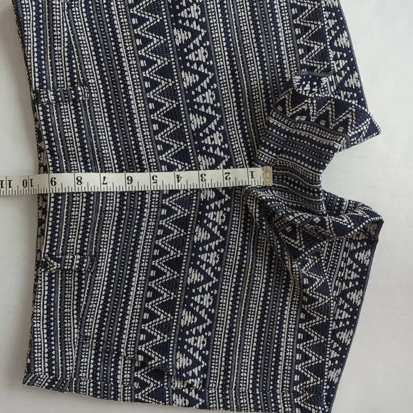Loft Outlet Geometric Woven Pattern Tribal Shorts 4 Blue White - Picture 12 of 12